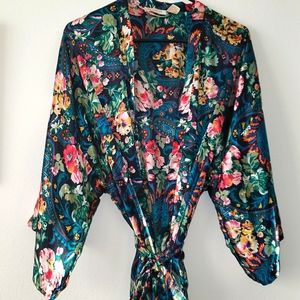 Vintage VICTORIA'S SECRET Floral Print Robe One Size